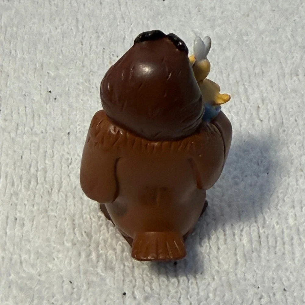 Disney Winnie the Pooh Owl PVC Figure Holding Chick 2000 PMI Vintage 2 Inch
